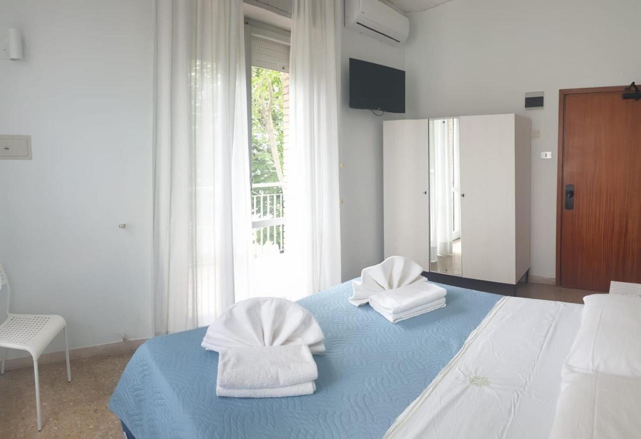 Hotel Alfa Anche In All Inclusive Rimini Exterior photo