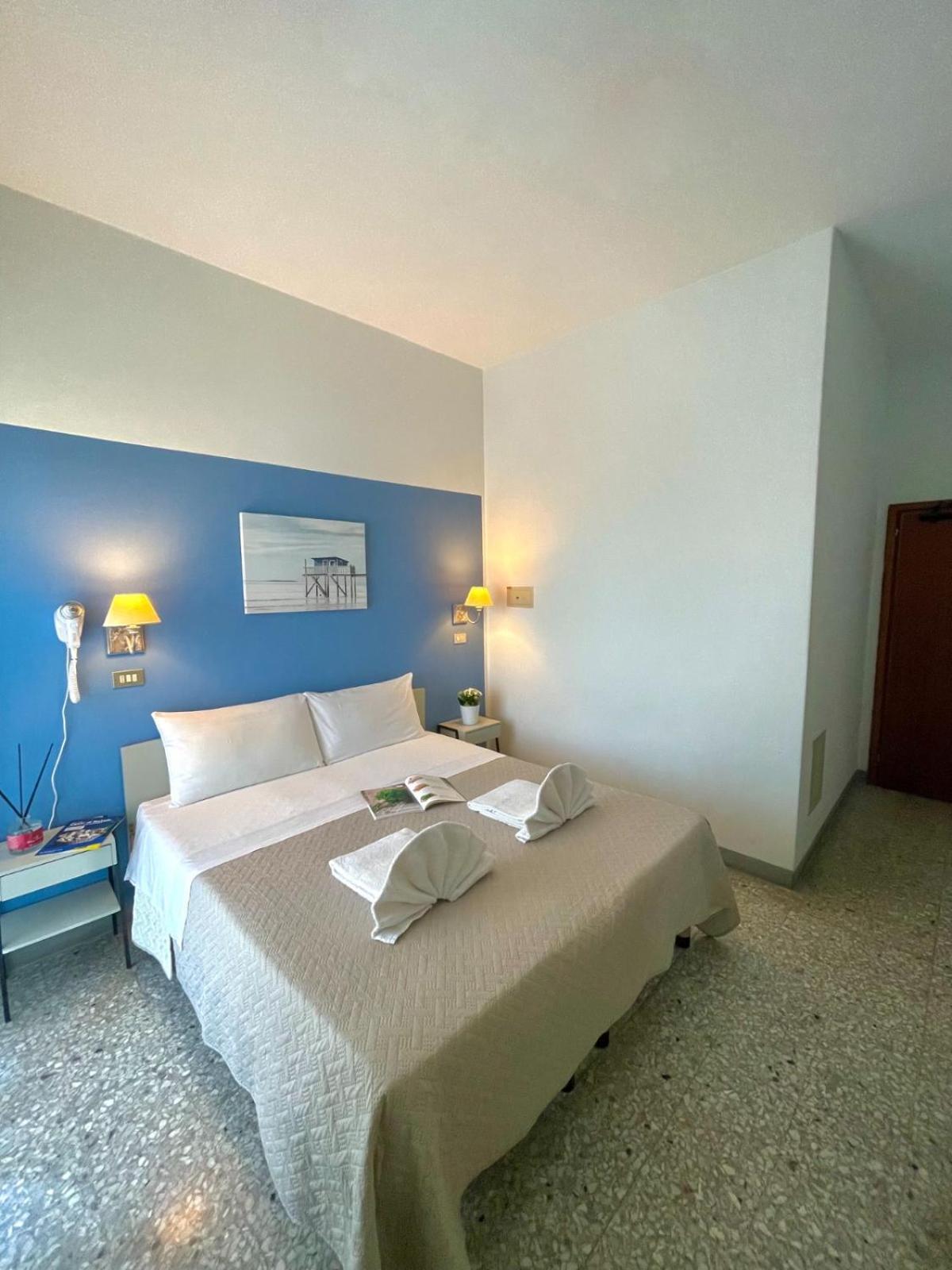Hotel Alfa Anche In All Inclusive Rimini Exterior photo