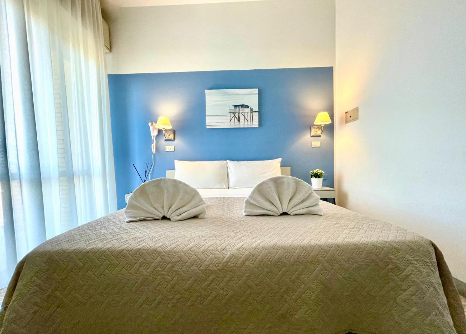 Hotel Alfa Anche In All Inclusive Rimini Exterior photo